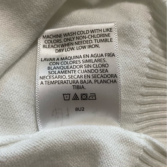 Women’s white long sleeve turtleneck size large - Picture 4 of 5